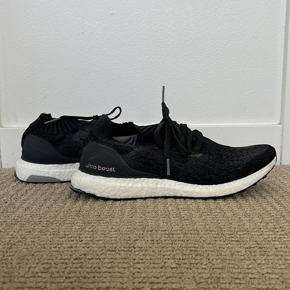 Adidas UltraBoost Uncaged Carbon, Size 10, Limited Edition - Picture 4 of 6